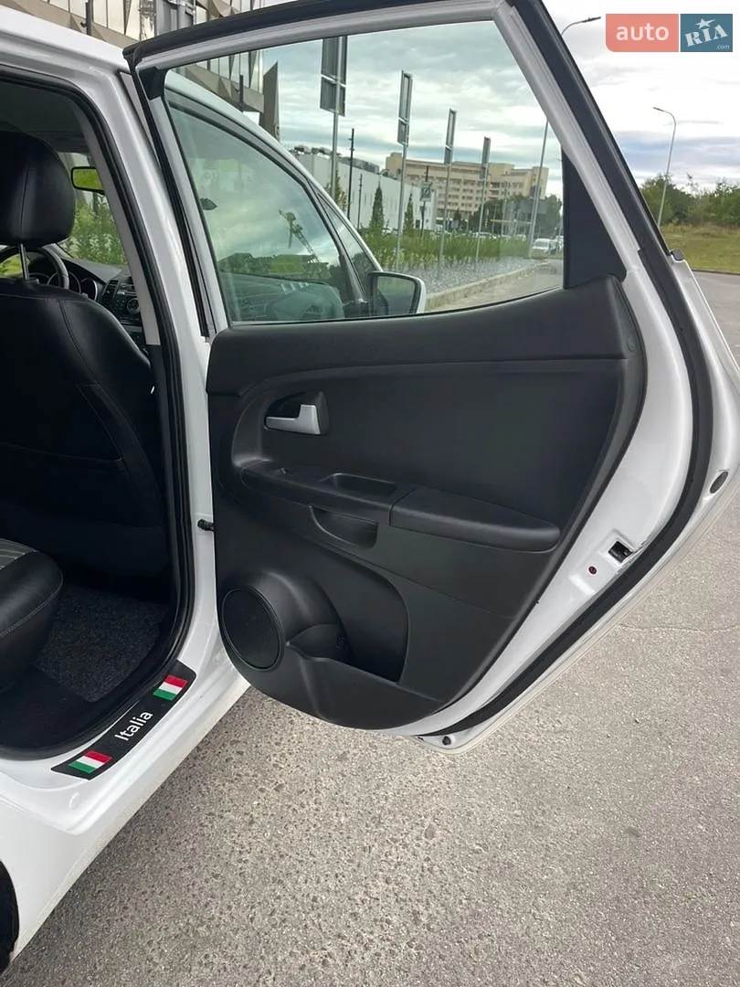 2012 Kia Venga - мініатюра 28