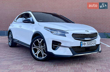 Хэтчбек Kia XCeed 2020 в Одессе