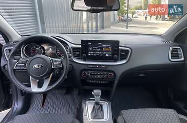 Хэтчбек Kia XCeed 2020 в 