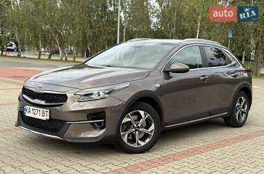 Хэтчбек Kia XCeed 2020 в 