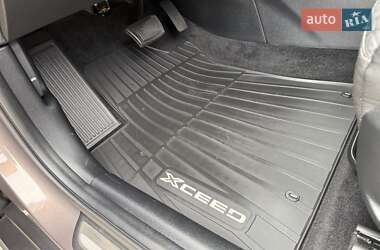 Хэтчбек Kia XCeed 2020 в 