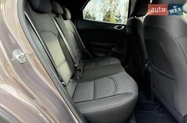 Хэтчбек Kia XCeed 2020 в 