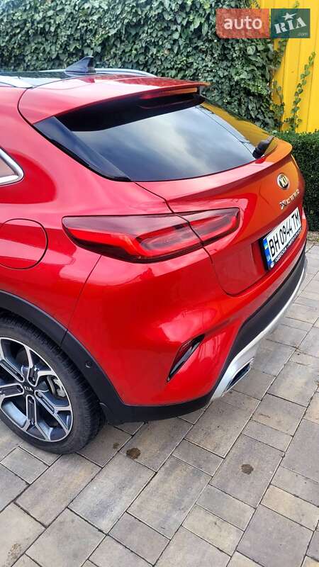 Хэтчбек Kia XCeed 2020 в Раздельной