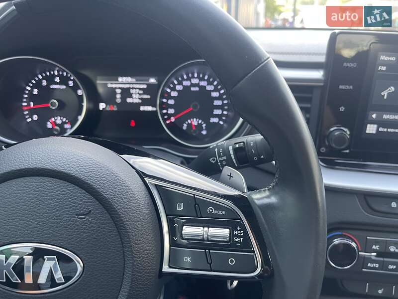 Хэтчбек Kia XCeed 2020 в Николаеве