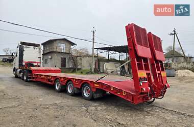 Низкорамная платформа King GTS 2005 в Болграде