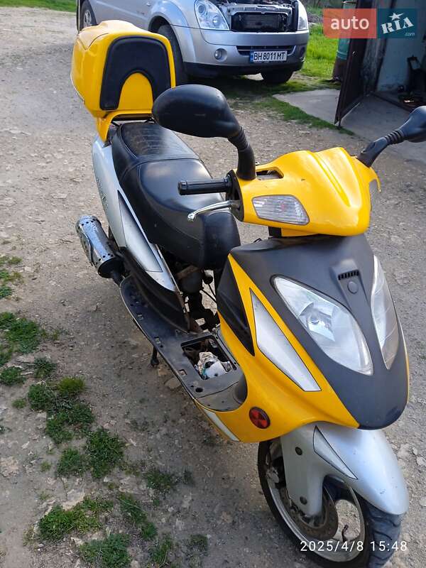 Скутер Kinroad XT 2007 в 