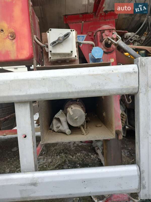 Цистерна полуприцеп Klaeser TSA 1996 в Киеве