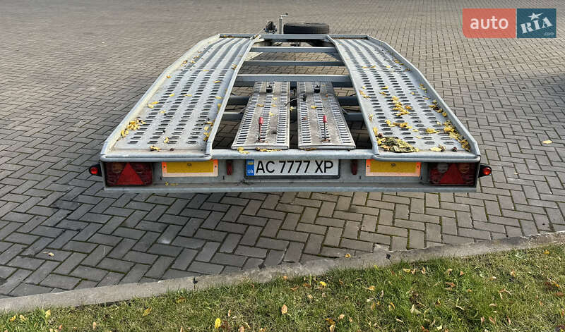 Лафет Knott 95А 2012 в Луцке