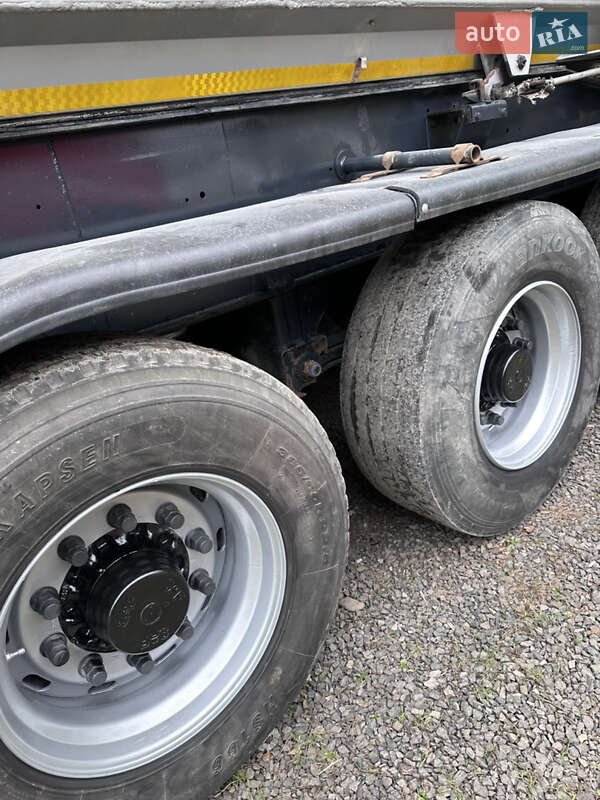 Самосвал полуприцеп Kogel SAAF 2000 в Хусте