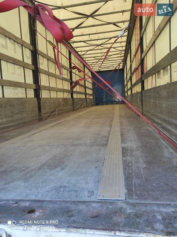 Тентований борт (штора) - напівпричіп Kogel SAF 2010 в Кам'янець-Подільському