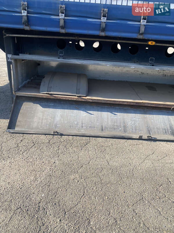 Тентований борт (штора) - напівпричіп Kogel SAF 2015 в Луцьку