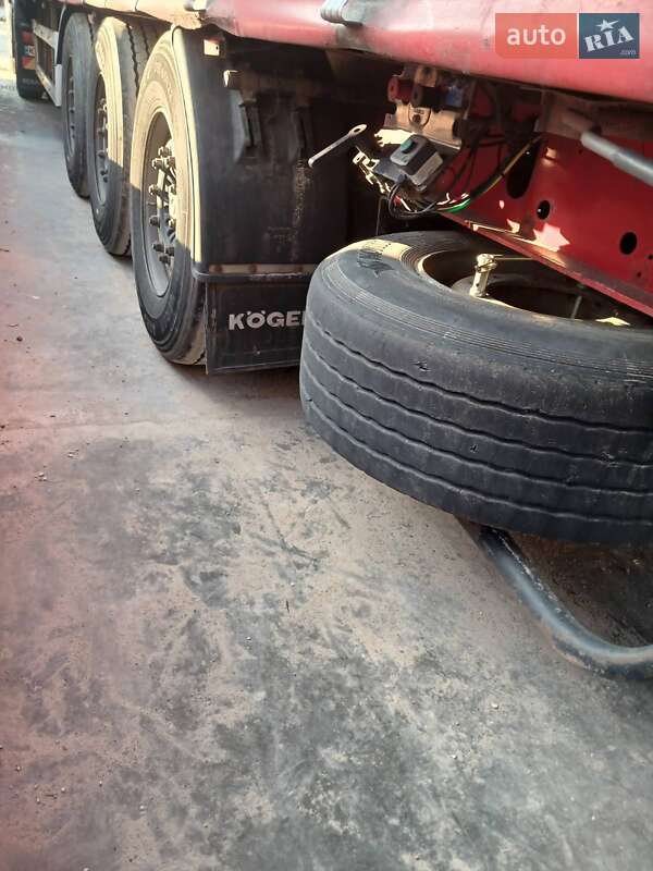 Тентований борт (штора) - прицеп Kogel SAF 2007 в Мукачевому