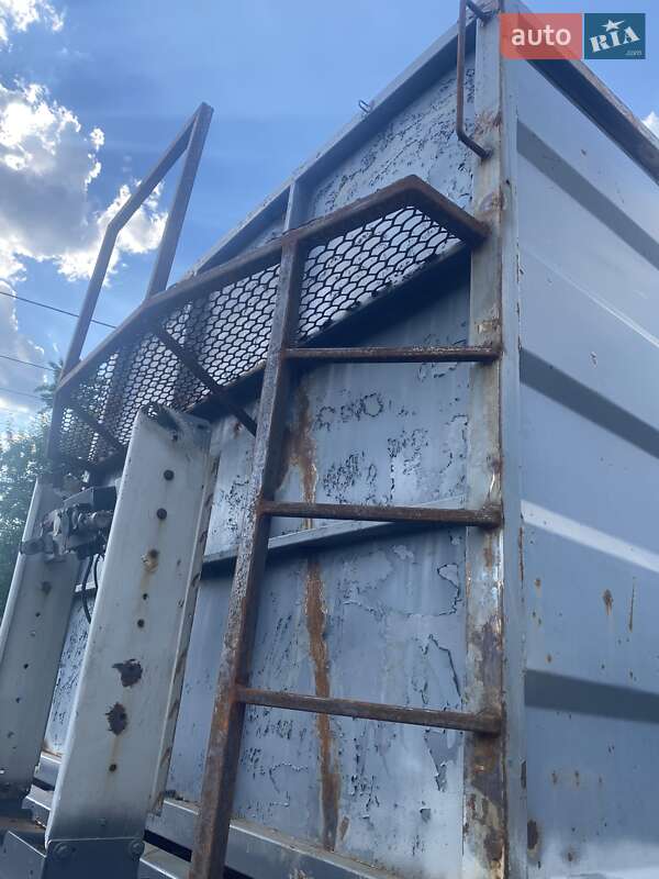 Самоскид напівпричіп Kogel SAF 2007 в Вінниці