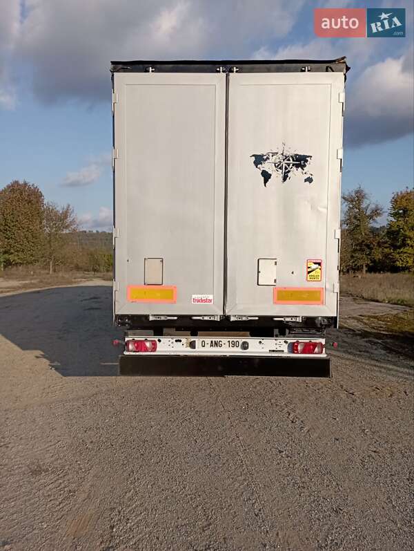 Тентований борт (штора) - напівпричіп Kogel SAF 2011 в Чорткові