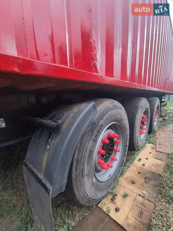 Зерновоз - напівпричіп Kogel SAF 2005 в Миколаєві