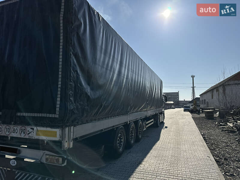 Тентованный борт (штора) - полуприцеп Kogel SAF 2008 в Иршаве