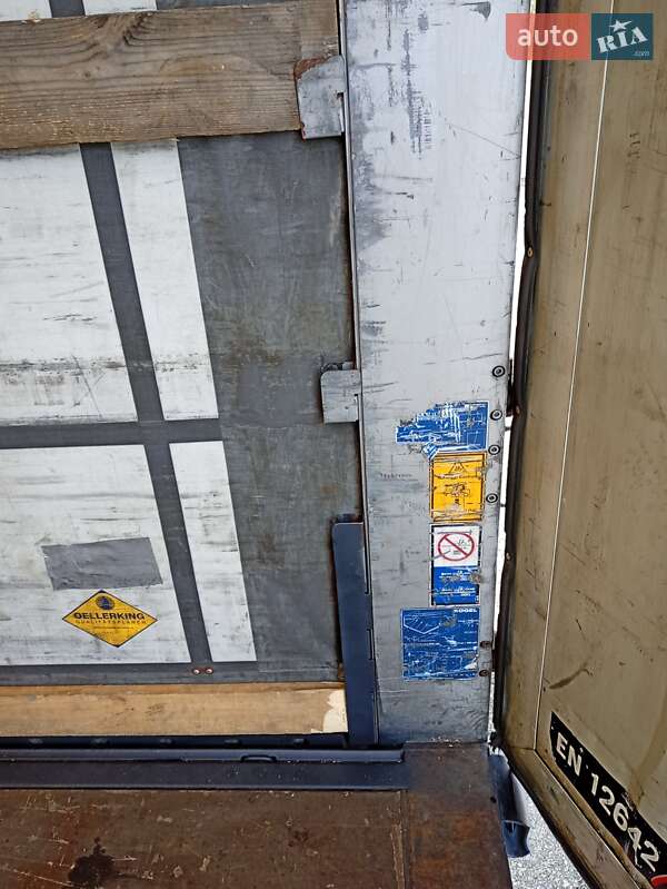 Тентованный борт (штора) - полуприцеп Kogel SAF 2010 в Луцке