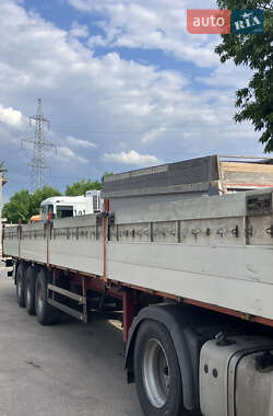 Бортовой полуприцеп Kogel SDP 1998 в Днепре