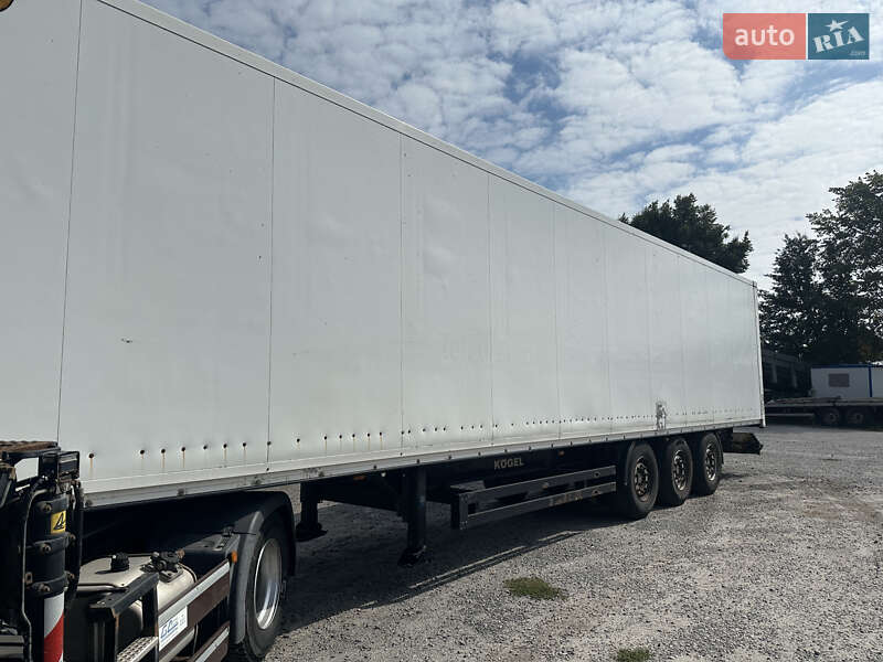Изотермическая будка Kogel SK 2006 в Березане