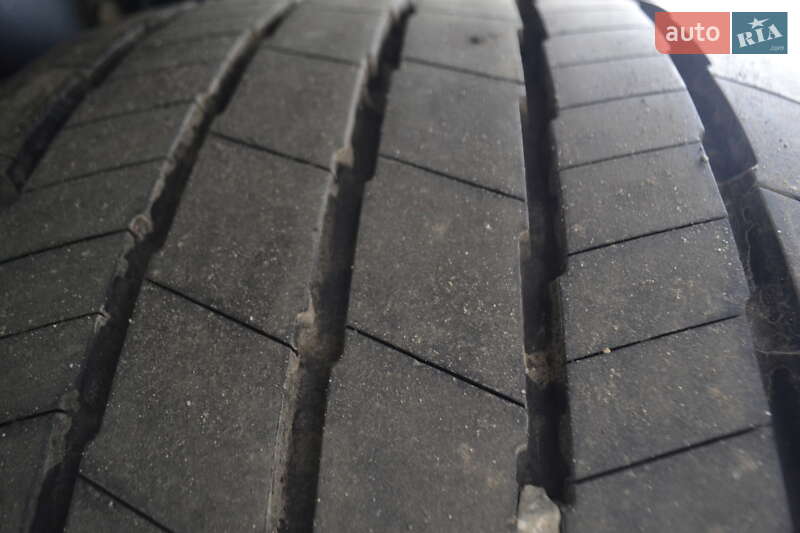 Тентований борт (штора) - напівпричіп Kogel SN 24 2016 в Хусті