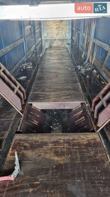 Тентований борт (штора) - напівпричіп Kogel SN 24 2016 в Одесі фото 4 Тентований борт (штора) - напівпричіп Kogel SN 24 2016 в Одесі