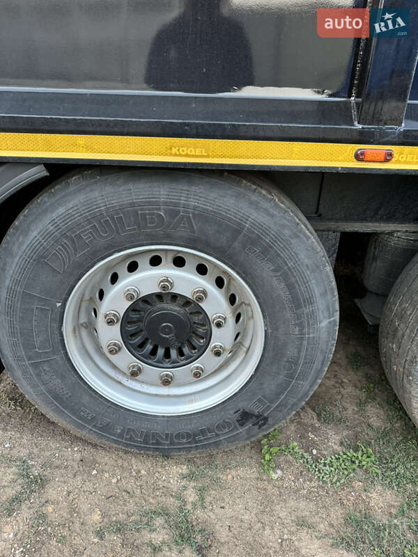 Зерновоз - полуприцеп Kogel SN 24 2007 в Березанке