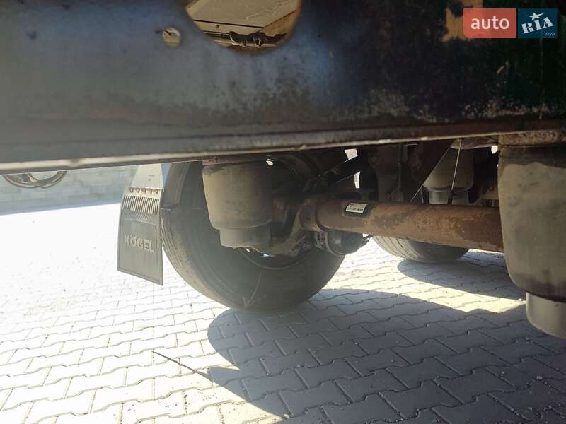 Тентованный борт (штора) - полуприцеп Kogel SN 24 2009 в Кременце