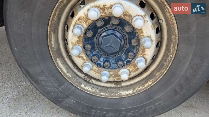 Тентованный борт (штора) - полуприцеп Kogel SN 24 2012 в Киеве фото 3 Тентованный борт (штора) - полуприцеп Kogel SN 24 2012 в Киеве