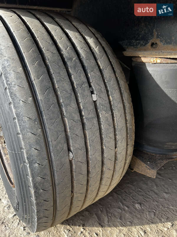 Тентованный борт (штора) - полуприцеп Kogel SN 24 2011 в Ужгороде