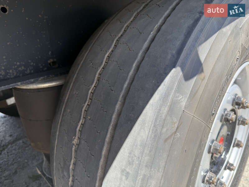 Тентованный борт (штора) - полуприцеп Kogel SN 24 2015 в Львове фото 17 Тентованный борт (штора) - полуприцеп Kogel SN 24 2015 в Львове