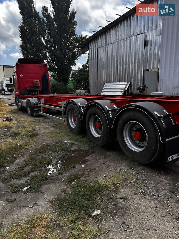 Контейнеровоз Kogel SN 24 2004 в Измаиле фото 3 Контейнеровоз Kogel SN 24 2004 в Измаиле