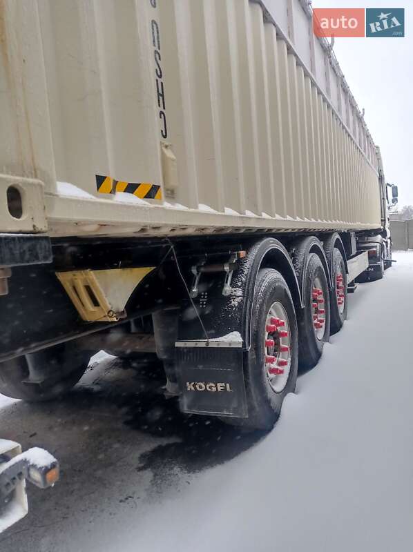Контейнеровоз напівпричіп Kogel SN 24 2007 в Сутисках