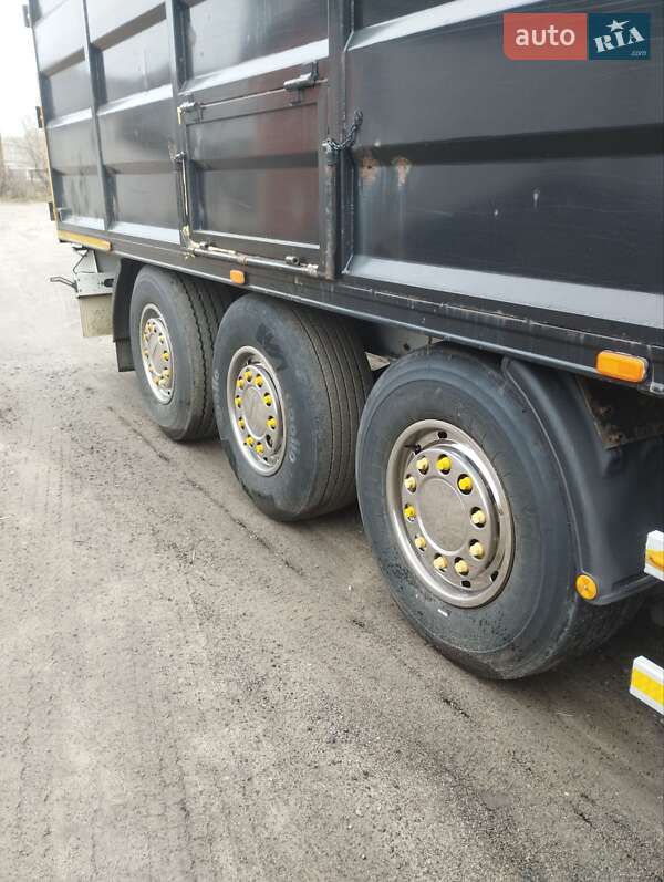 Контейнеровоз полуприцеп Kogel SNCO 24 2004 в Тульчине