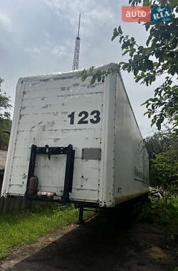 Изотермическая будка Kogel SP 24 2009 в Прилуках