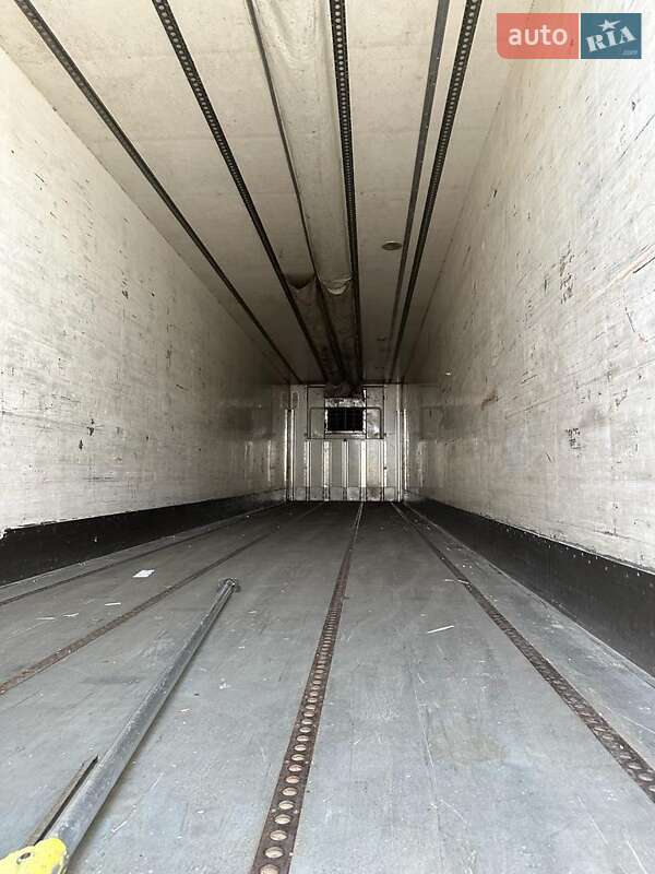 Рефрижератор напівпричіп Kogel SVKA 2002 в Одесі