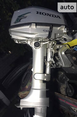 Човен Kolibri (Колибри) KM-260 2013 в 