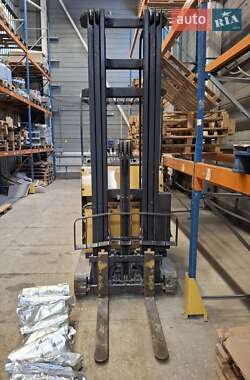 Штабелер Komatsu FB 2012 в Харькове