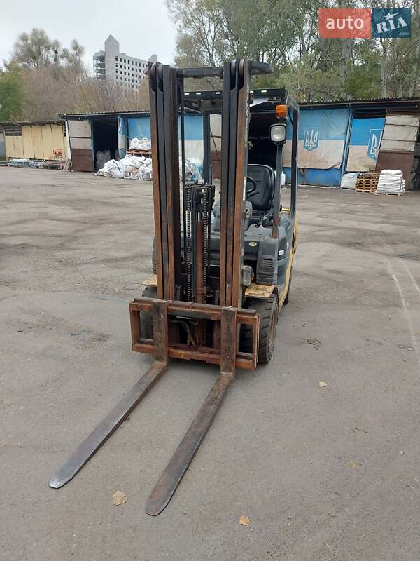 Вилочный погрузчик Komatsu FC 2018 в Киеве