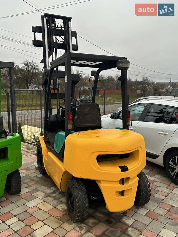 Фронтальный погрузчик Komatsu FD 1997 в Великой Багачке