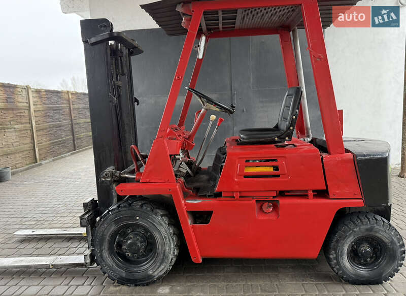 Вилочный погрузчик Komatsu FD 2006 в Первомайске