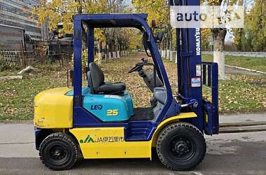 Вилочний навантажувач Komatsu FG 2009 в Кам'янець-Подільському