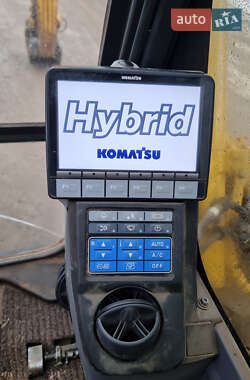 Гусеничный экскаватор Komatsu HD 2018 в 