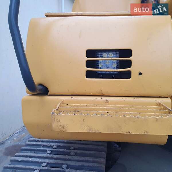 Гусеничный экскаватор Komatsu PC 210 2006 в Виннице