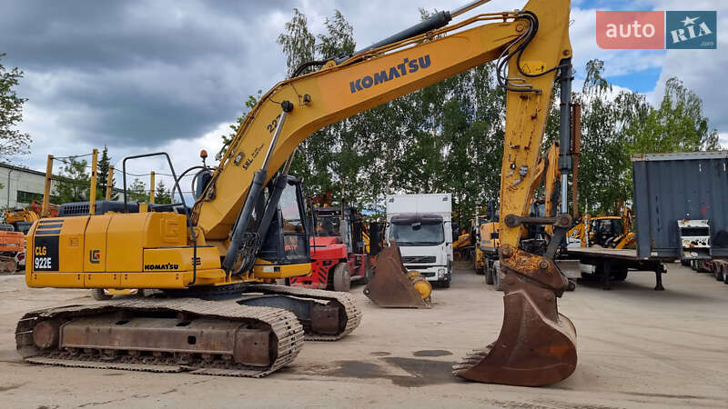 Гусеничный экскаватор Komatsu PC 210 2016 в Одессе