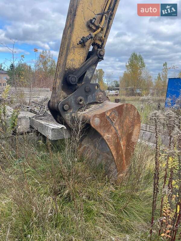 Гусеничный экскаватор Komatsu PC 210 2007 в Макарове