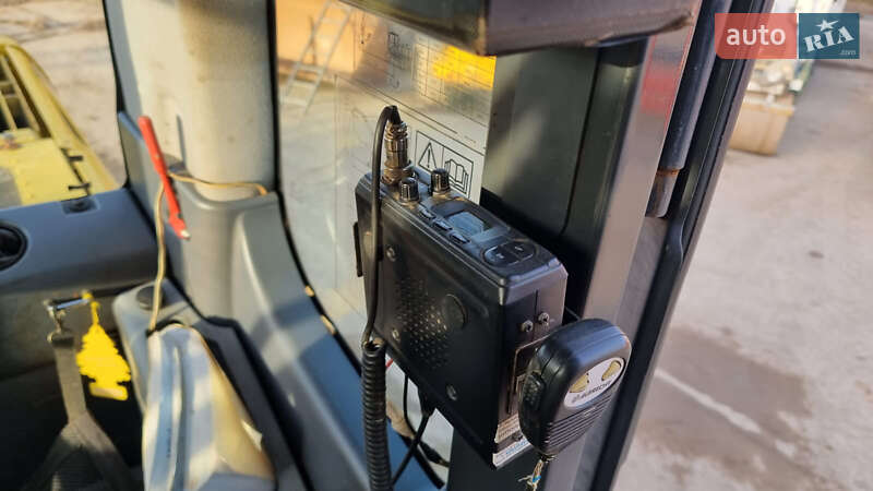 Гусеничний екскаватор Komatsu PC 210LC-8 2012 в Одесі