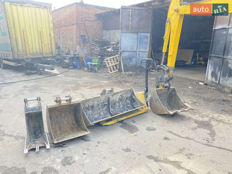 Миниэкскаватор Komatsu PC 35MR 2013 в Хмельницком фото 2 Миниэкскаватор Komatsu PC 35MR 2013 в Хмельницком