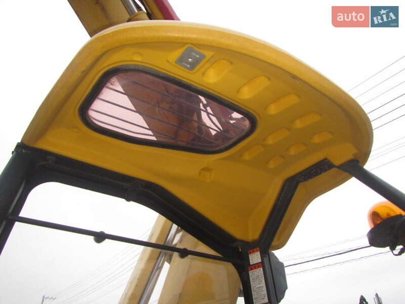 Гусеничний екскаватор Komatsu PC 38UU-1 2012 в Одесі