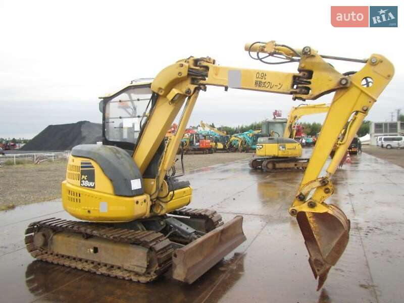 Komatsu PC 38UU-1 2012