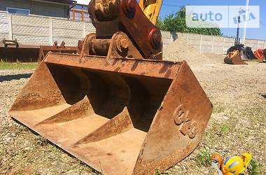 Гусеничный экскаватор Komatsu PC 2004 в 